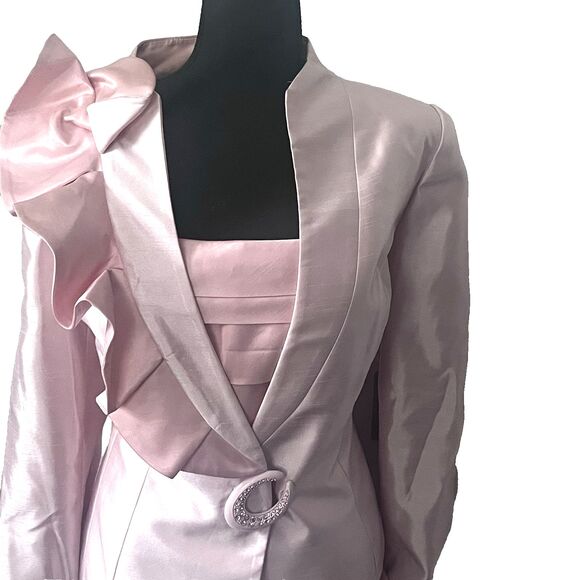 Elite Champagne 3-Pc Skirt Suit Shoulder‎ Ruffle Rhinestone C-Button Closure - Picture 3 of 13